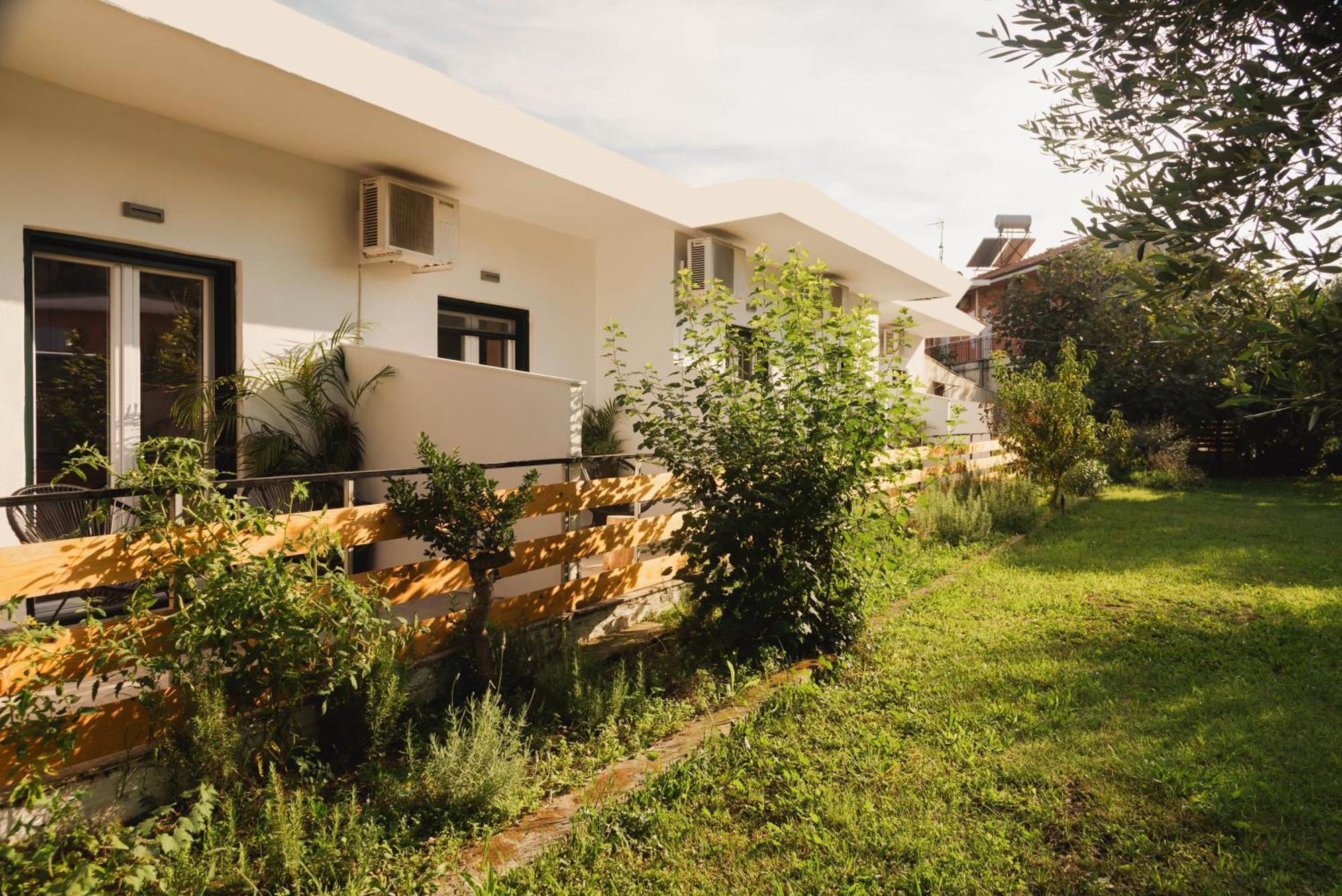 Olive Grove Suites Boutique Hotel Moraitika Eksteriør billede
