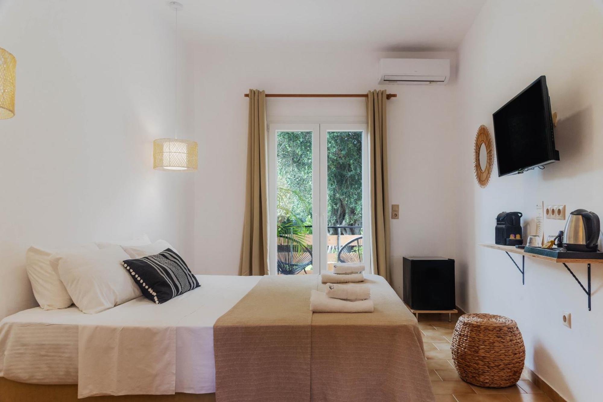 Olive Grove Suites Boutique Hotel Moraitika Eksteriør billede